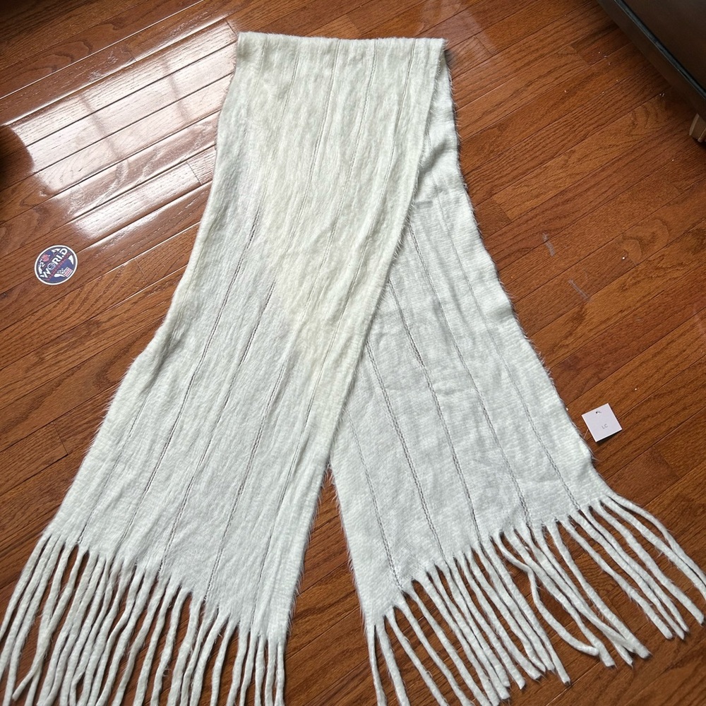 Elegant Cream Lauren Conrad Scarf Never Worn